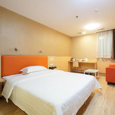 Jia Mei Xin Holiday Hotel Baiyun Airport Branch Guangzhou Buitenkant foto