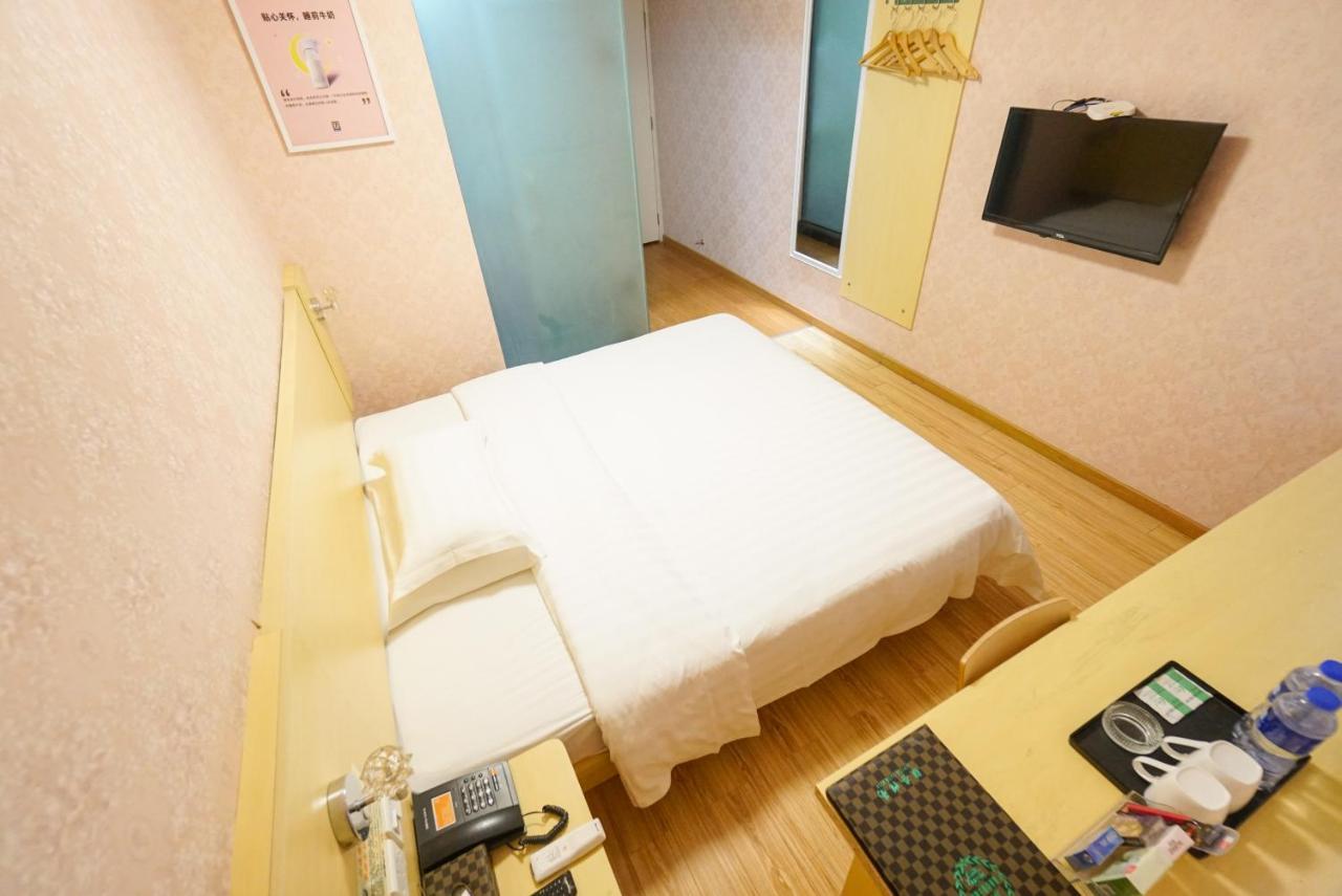 Jia Mei Xin Holiday Hotel Baiyun Airport Branch Guangzhou Buitenkant foto